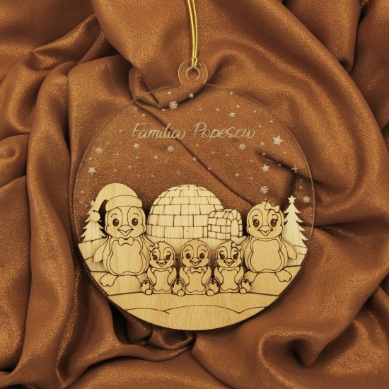 Ornament Brad Acril si Lemn - Familie Pinguini - 5 membrii - Personalizat