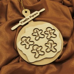 Ornament Brad Lemn - Familie Turta Dulce - 5 membrii - Personalizat